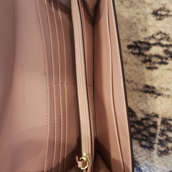 Michael Kors Jet Set Travel Chain Shoulder Bag Blossom Purse & Wallet - Picture 17 of 17